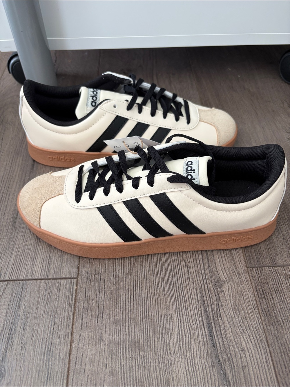 NWT Adidas Cream & Black Gum Sole Sneakers. Women’s size 7 - Picture 2 of 6